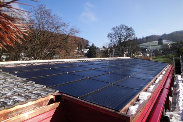 solar-uitikon-indach-01-03-1920px8FBEA12B-5DB1-4034-24E1-AD9579FFBD57.jpg